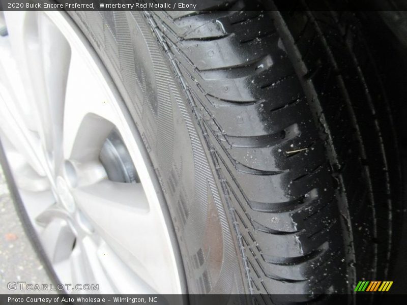 Winterberry Red Metallic / Ebony 2020 Buick Encore Preferred