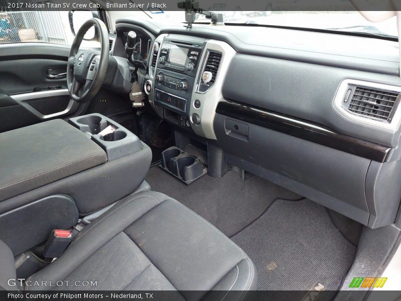 Brilliant Silver / Black 2017 Nissan Titan SV Crew Cab