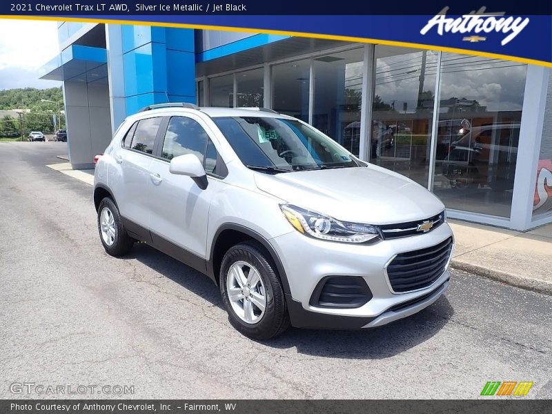 Silver Ice Metallic / Jet Black 2021 Chevrolet Trax LT AWD