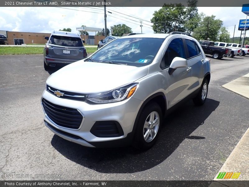 Silver Ice Metallic / Jet Black 2021 Chevrolet Trax LT AWD