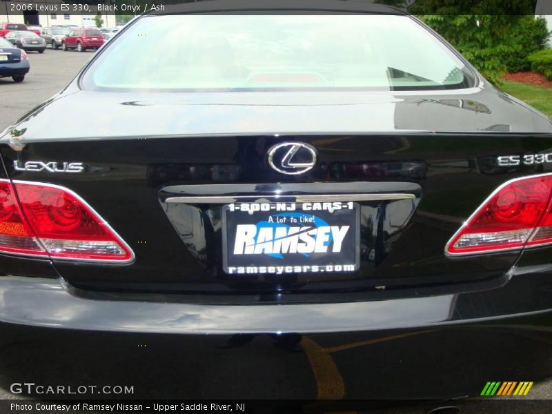 Black Onyx / Ash 2006 Lexus ES 330