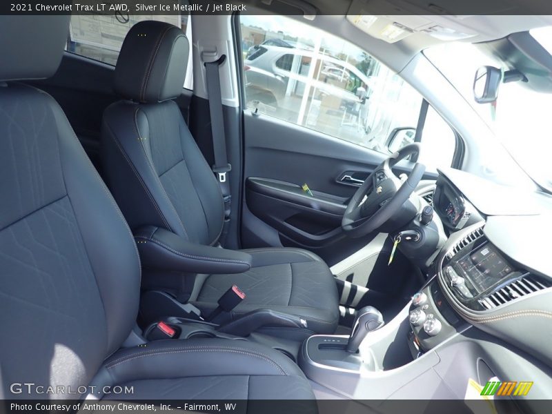 Silver Ice Metallic / Jet Black 2021 Chevrolet Trax LT AWD