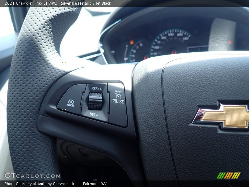Silver Ice Metallic / Jet Black 2021 Chevrolet Trax LT AWD