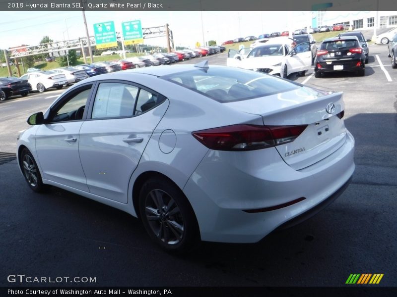 Quartz White Pearl / Black 2018 Hyundai Elantra SEL