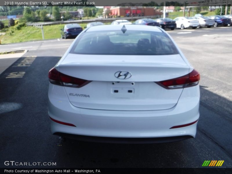 Quartz White Pearl / Black 2018 Hyundai Elantra SEL