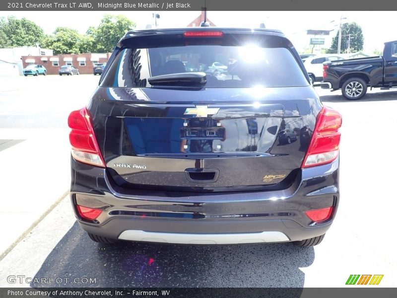 Midnight Blue Metallic / Jet Black 2021 Chevrolet Trax LT AWD