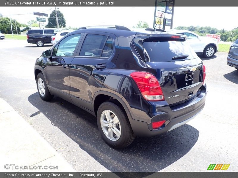 Midnight Blue Metallic / Jet Black 2021 Chevrolet Trax LT AWD
