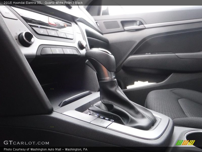 Quartz White Pearl / Black 2018 Hyundai Elantra SEL