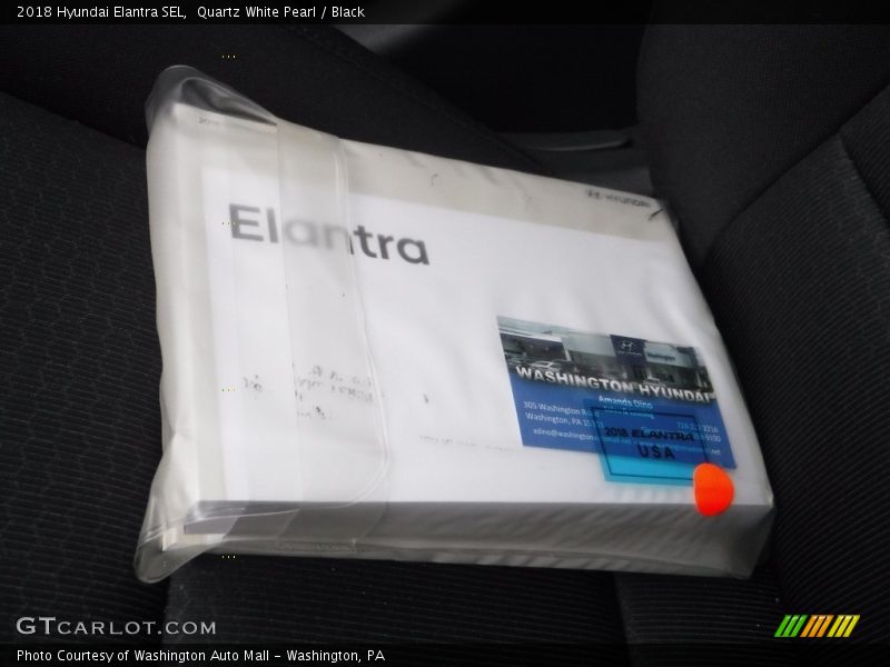 Quartz White Pearl / Black 2018 Hyundai Elantra SEL