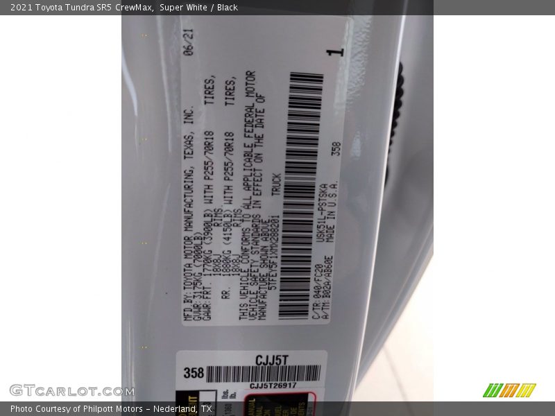 Super White / Black 2021 Toyota Tundra SR5 CrewMax