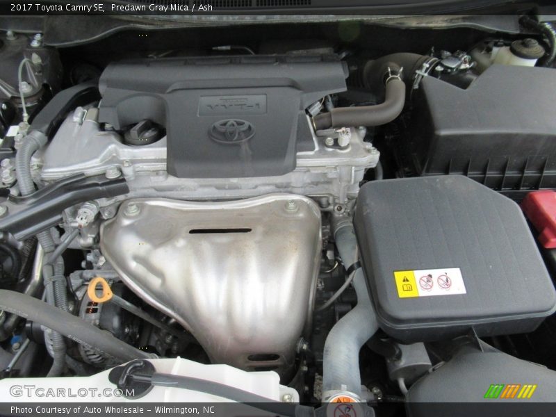 Predawn Gray Mica / Ash 2017 Toyota Camry SE