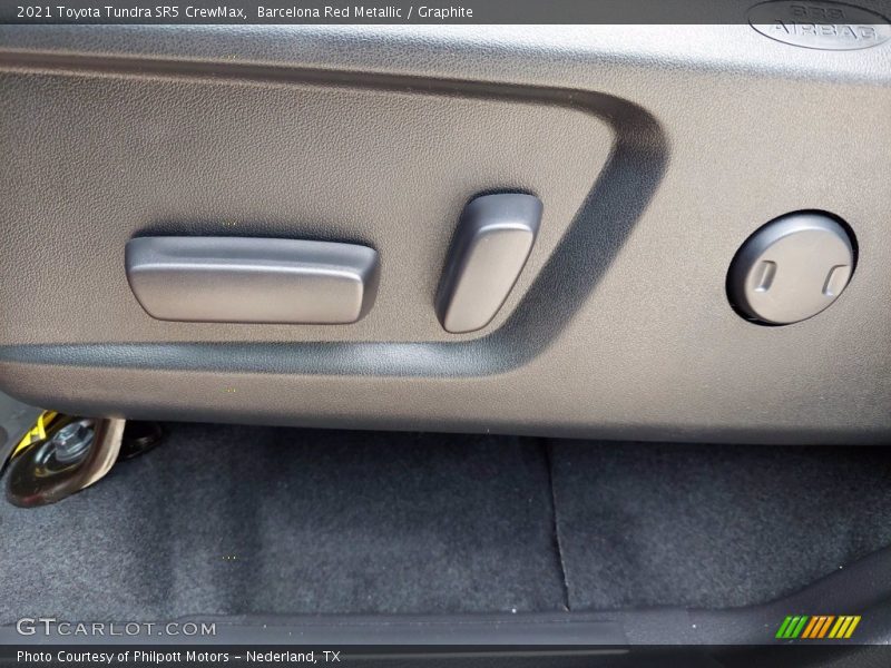 Barcelona Red Metallic / Graphite 2021 Toyota Tundra SR5 CrewMax