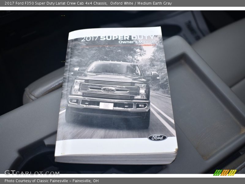 Oxford White / Medium Earth Gray 2017 Ford F350 Super Duty Lariat Crew Cab 4x4 Chassis