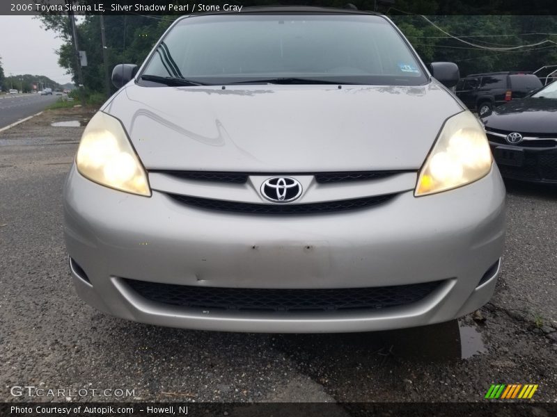 Silver Shadow Pearl / Stone Gray 2006 Toyota Sienna LE