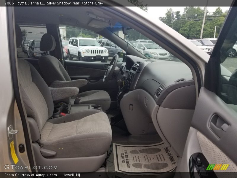 Silver Shadow Pearl / Stone Gray 2006 Toyota Sienna LE
