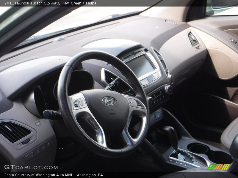 Kiwi Green / Taupe 2011 Hyundai Tucson GLS AWD