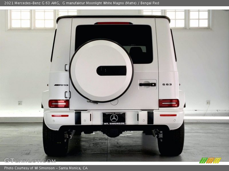 G manufaktur Moonlight White Magno (Matte) / Bengal Red 2021 Mercedes-Benz G 63 AMG