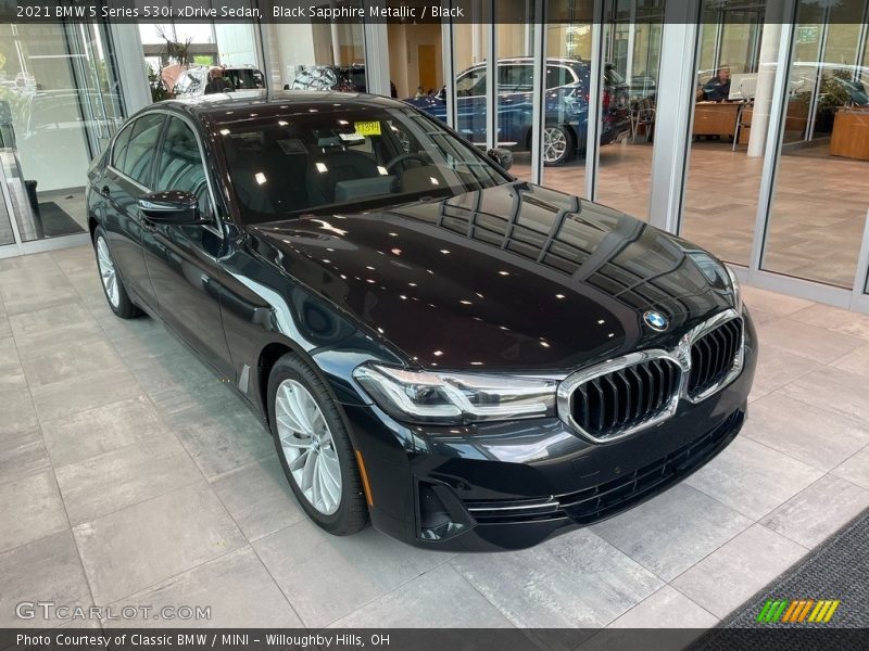 Black Sapphire Metallic / Black 2021 BMW 5 Series 530i xDrive Sedan