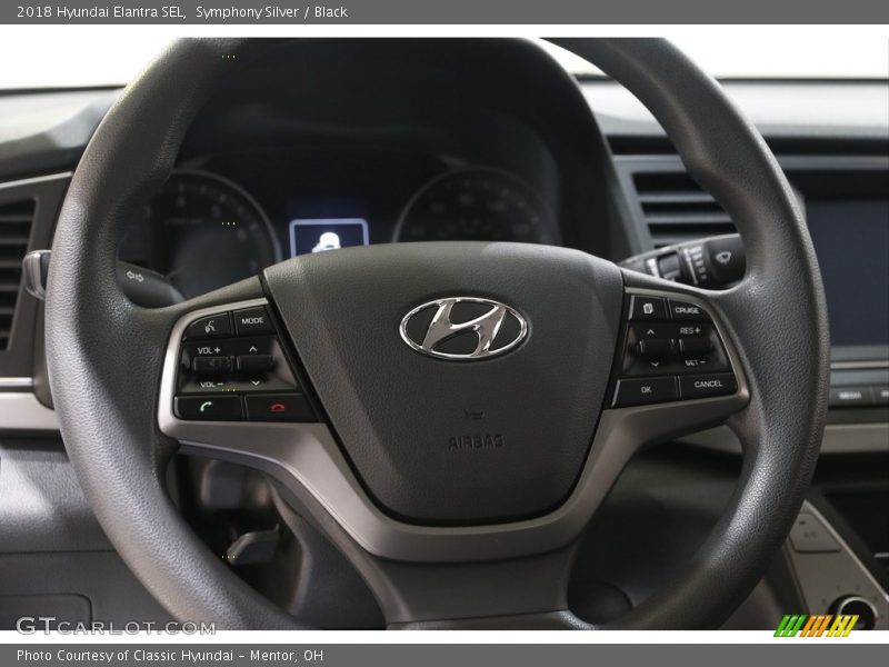 Symphony Silver / Black 2018 Hyundai Elantra SEL