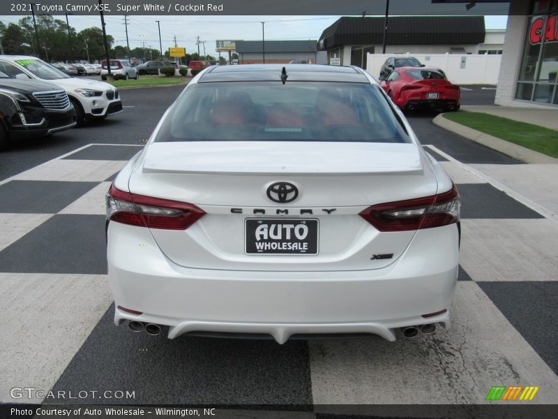 Super White / Cockpit Red 2021 Toyota Camry XSE