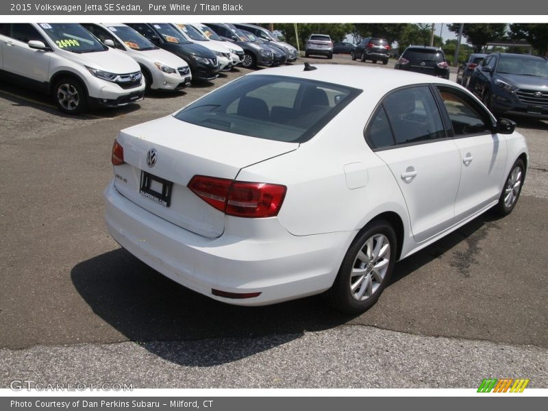 Pure White / Titan Black 2015 Volkswagen Jetta SE Sedan
