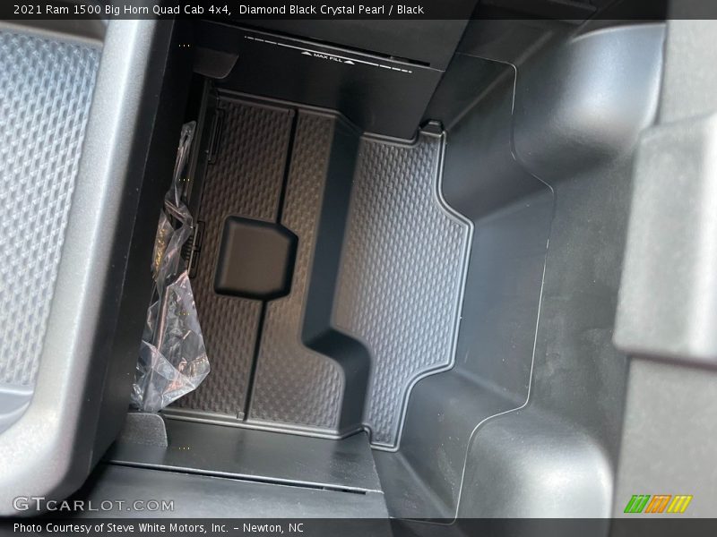 Diamond Black Crystal Pearl / Black 2021 Ram 1500 Big Horn Quad Cab 4x4