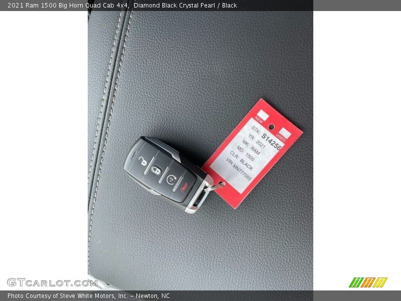 Diamond Black Crystal Pearl / Black 2021 Ram 1500 Big Horn Quad Cab 4x4
