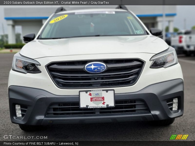 Crystal White Pearl / Gray StarTex 2020 Subaru Outback Onyx Edition XT