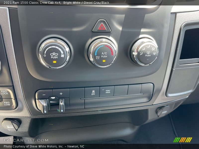 Bright White / Diesel Gray/Black 2021 Ram 1500 Classic Crew Cab 4x4