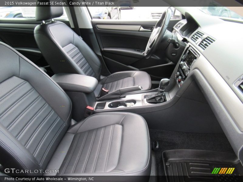 Front Seat of 2015 Passat SE Sedan