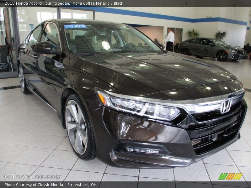 Front 3/4 View of 2018 Accord Touring Sedan
