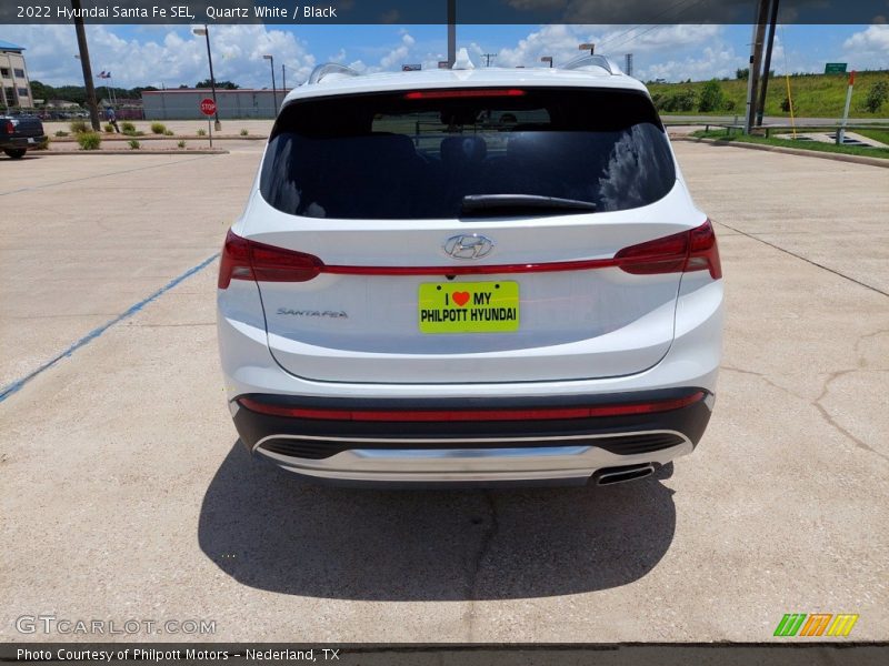 Quartz White / Black 2022 Hyundai Santa Fe SEL