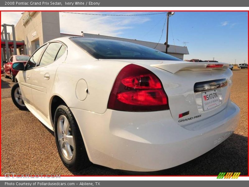 Ivory White / Ebony 2008 Pontiac Grand Prix Sedan