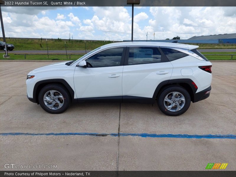 Quartz White / Black 2022 Hyundai Tucson SE