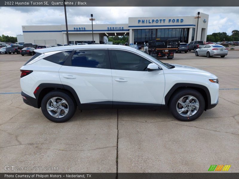 Quartz White / Black 2022 Hyundai Tucson SE