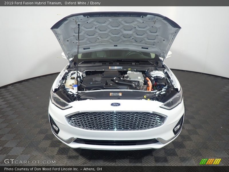 Oxford White / Ebony 2019 Ford Fusion Hybrid Titanium