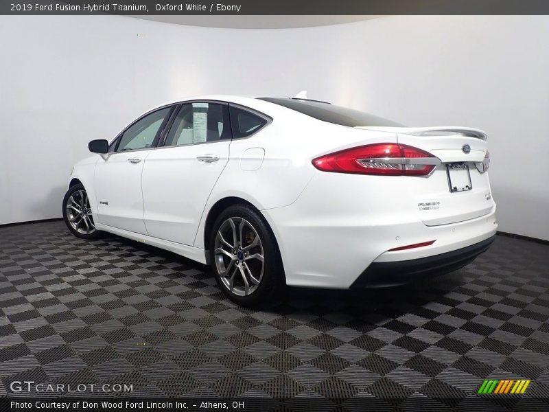 Oxford White / Ebony 2019 Ford Fusion Hybrid Titanium