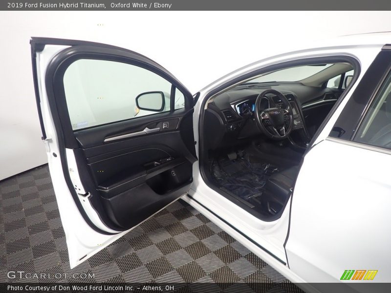Oxford White / Ebony 2019 Ford Fusion Hybrid Titanium
