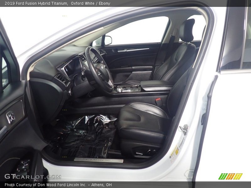 Oxford White / Ebony 2019 Ford Fusion Hybrid Titanium