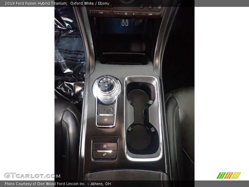Oxford White / Ebony 2019 Ford Fusion Hybrid Titanium
