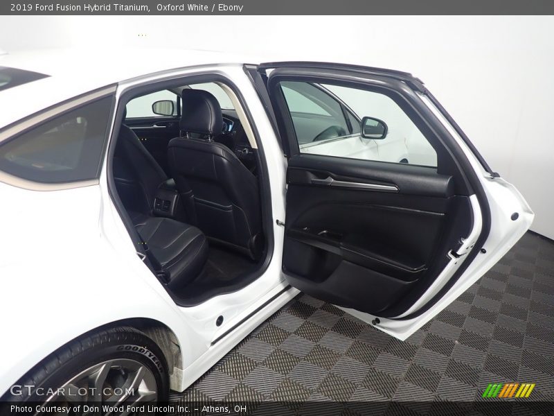 Oxford White / Ebony 2019 Ford Fusion Hybrid Titanium
