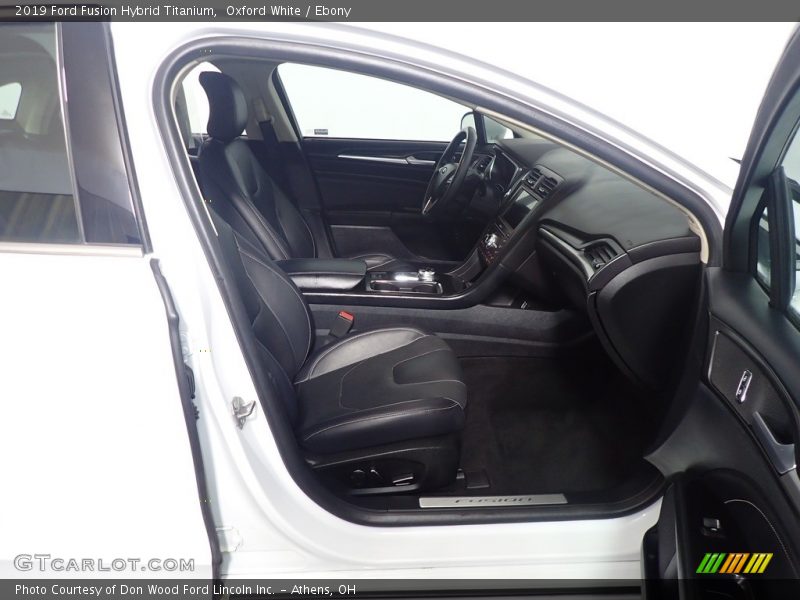 Oxford White / Ebony 2019 Ford Fusion Hybrid Titanium