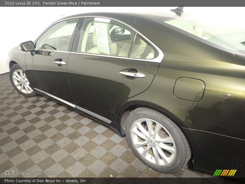 Peridot Green Mica / Parchment 2010 Lexus ES 350