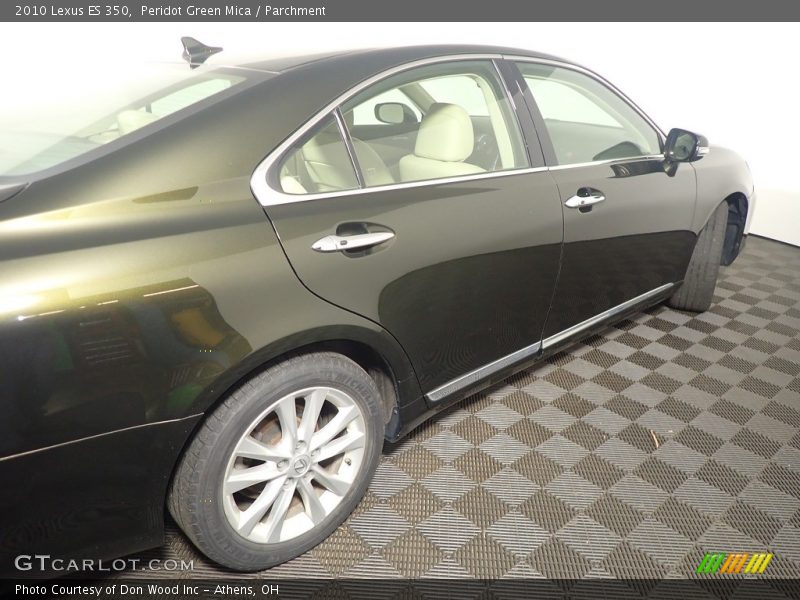 Peridot Green Mica / Parchment 2010 Lexus ES 350