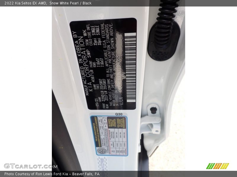 Snow White Pearl / Black 2022 Kia Seltos EX AWD
