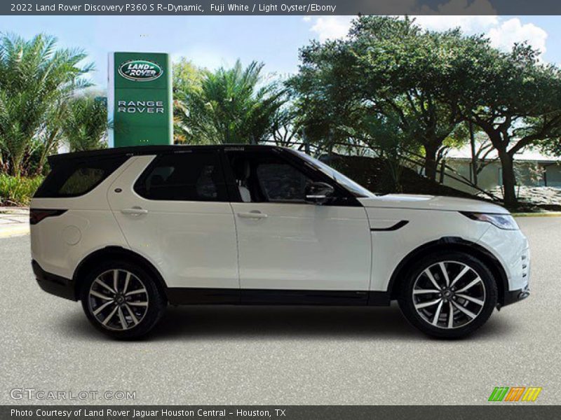 Fuji White / Light Oyster/Ebony 2022 Land Rover Discovery P360 S R-Dynamic