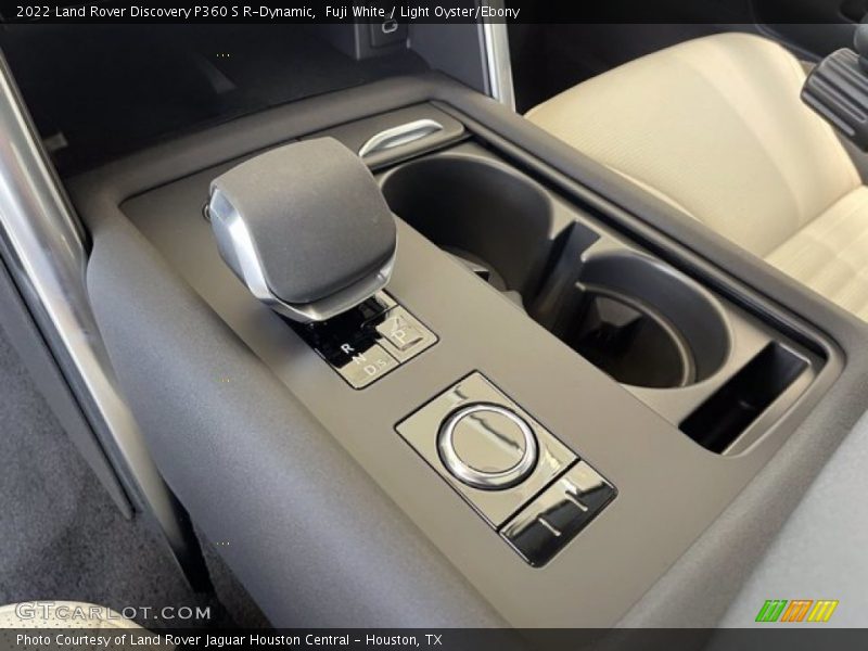 Fuji White / Light Oyster/Ebony 2022 Land Rover Discovery P360 S R-Dynamic