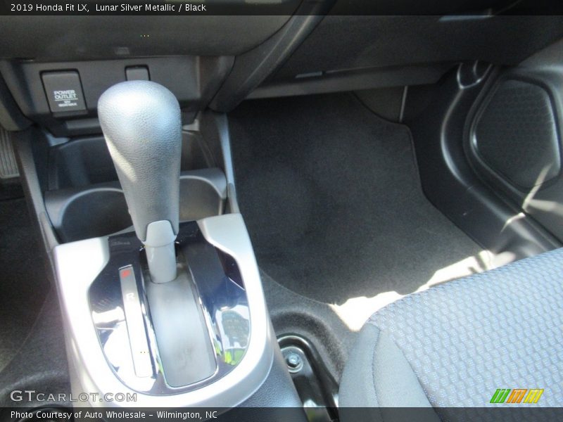 Lunar Silver Metallic / Black 2019 Honda Fit LX