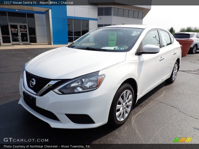 Aspen White / Charcoal 2017 Nissan Sentra SV