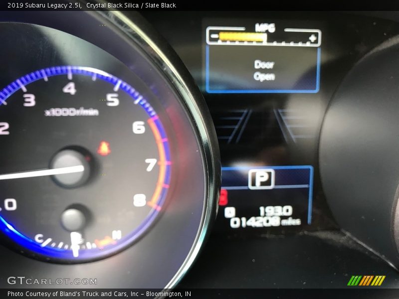 Crystal Black Silica / Slate Black 2019 Subaru Legacy 2.5i